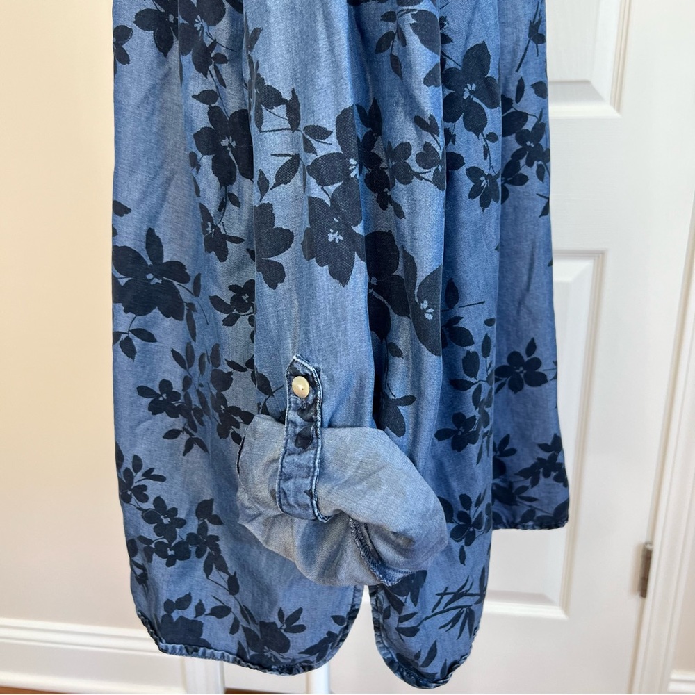 J. Jill denim blue popover top - Picture 8 of 11